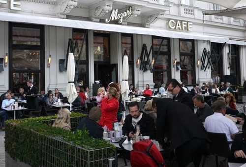 Cafe Mozart